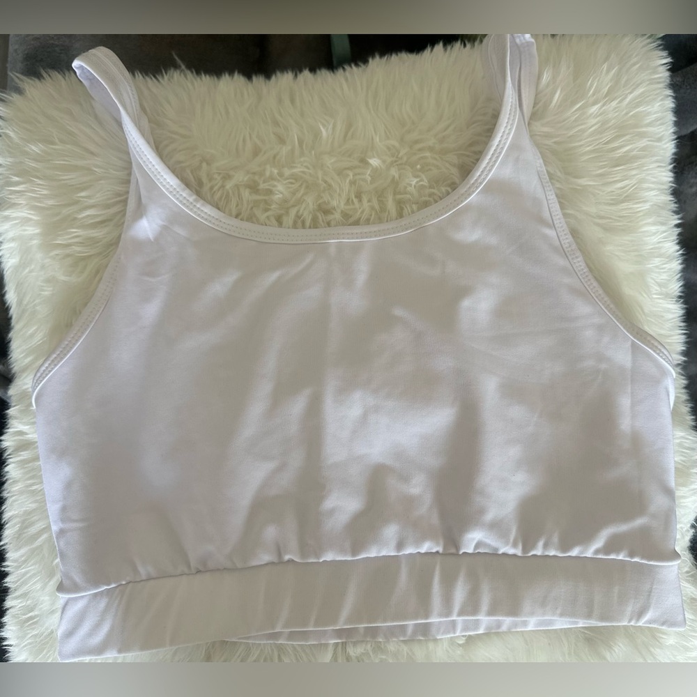 SHEIN Classic White Sports Bra